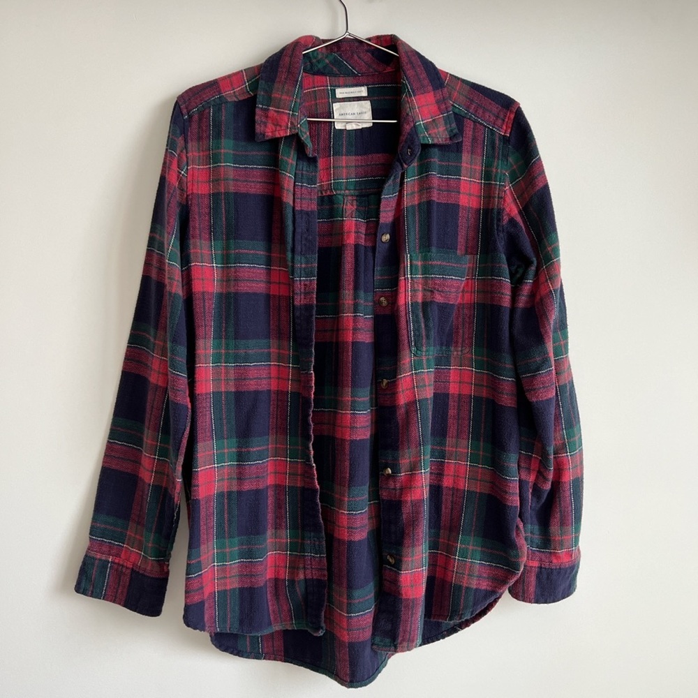 American Eagle boyfriend fit plaid flannel shirt
